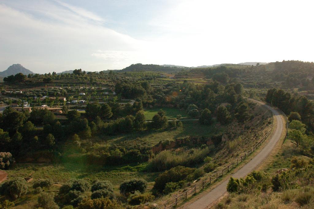 Càmping Terra Alta Bot Bagian luar foto